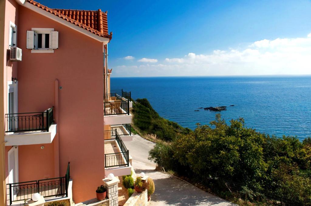 Mari-Christi Apartments Poros  Luaran gambar